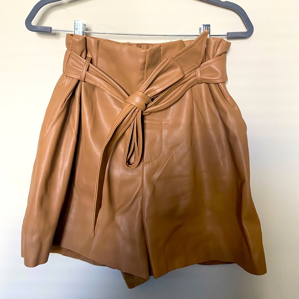 Zara Faux Leather Paper Bag Shorts in Size M and Caramel/Tan Color